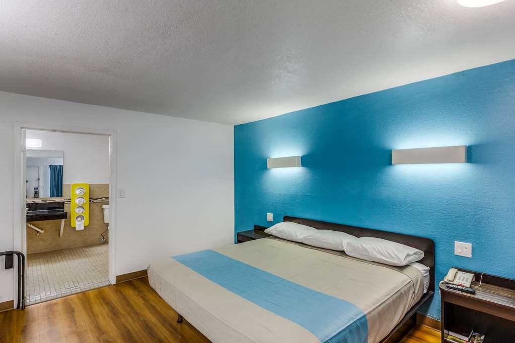 Motel 6 Fort Worth - Northside Habitación foto