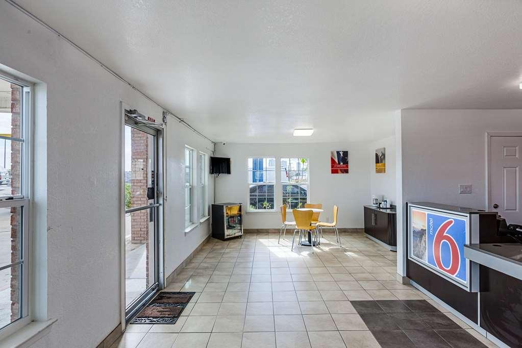 Motel 6 Fort Worth - Northside Interior foto