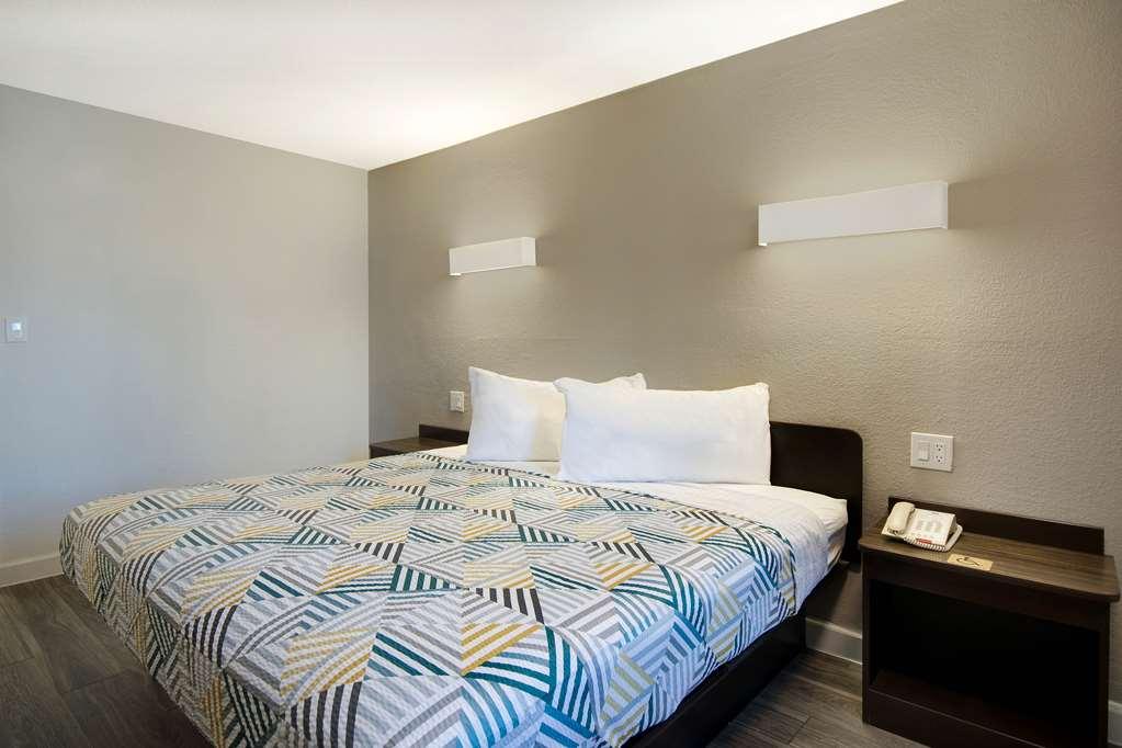 Motel 6 Fort Worth - Northside Habitación foto